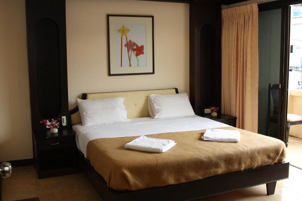 Hotel Sea Princess Patong Rom bilde